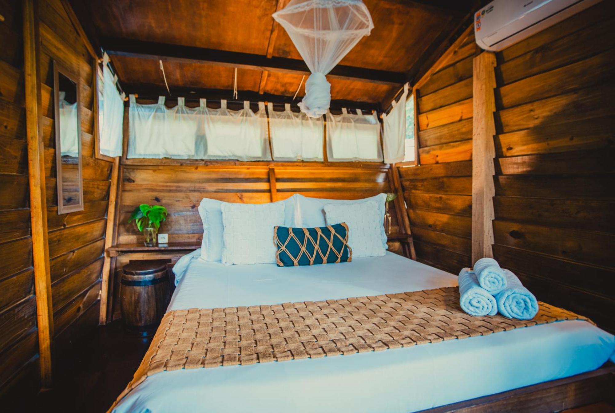Hostel Da Vila Ilhabela Kültér fotó